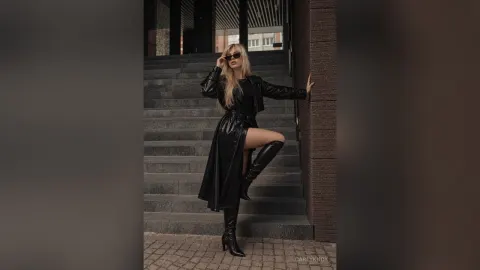 CarlyKnox — Carly vibez