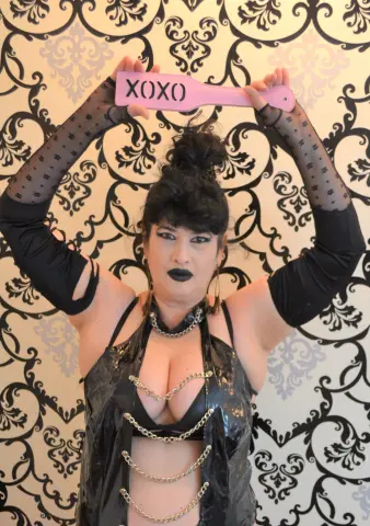 QueenElvyra — Streamate Photos
