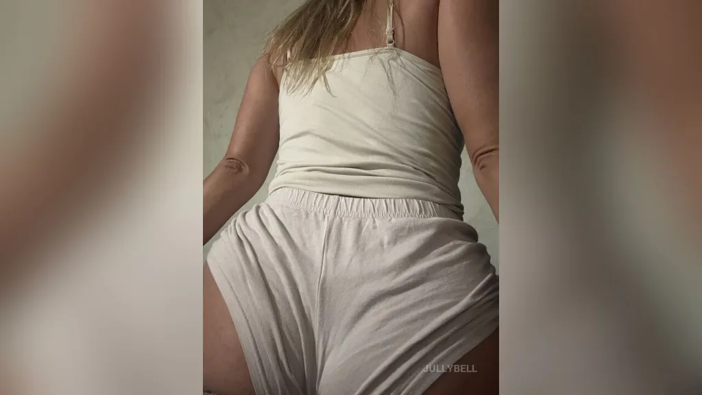 JullyBell — I show you more