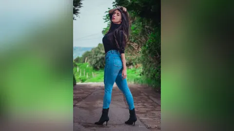 DanielaAllen — mmmmmm