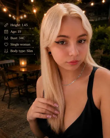 Harper_Fox18 — Streamate Photos