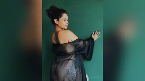 KasiaHill — Your wife enjoying herself at home