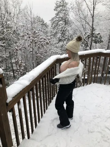BadGirlHalexxx — Streamate Photos