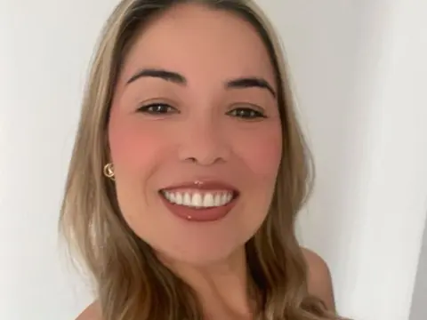 Anna_Luu — Streamate Photos