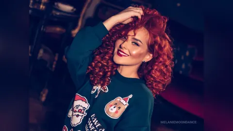 MelanieMoondance — X-mas wrapped 🥰
