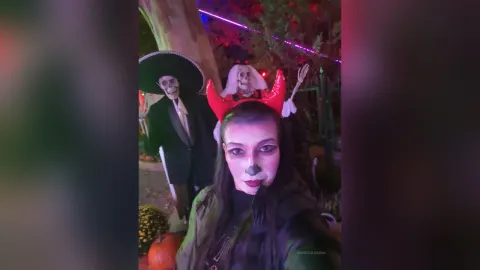 LunaMagistra — Pre-Halloween At Austria