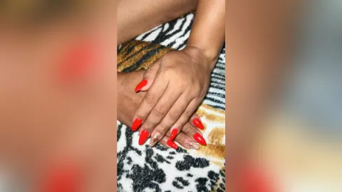 CattleyaBron — Nails💅