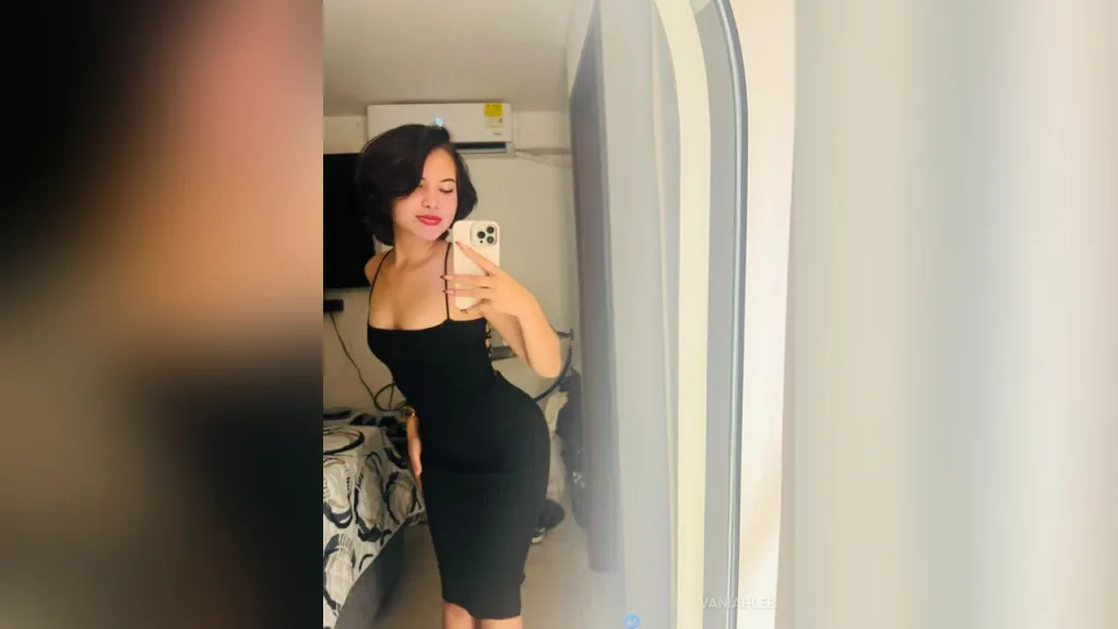 VaniahLee — Random pics