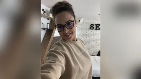 CassyTorres — Selfies