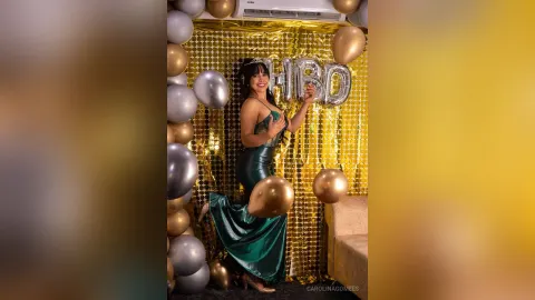 CarolinaGomees — 🥳