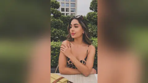 LilianMendoza — Too hot to handle, too cold to hold