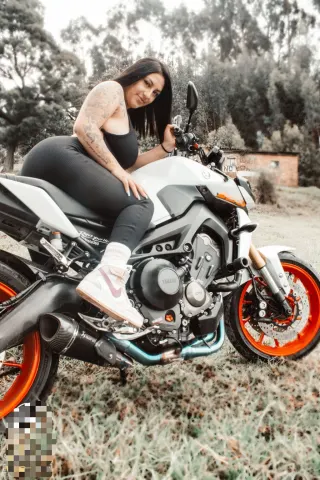 Ximena20 — Streamate Photos
