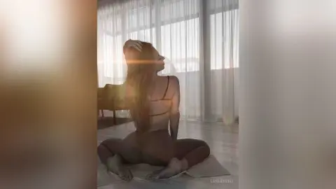 LesleyRed — Home workout 🏋️‍♀️❤️