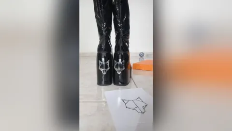 AmyDane — Beautiful Naked Wolfe boots for your Mistress