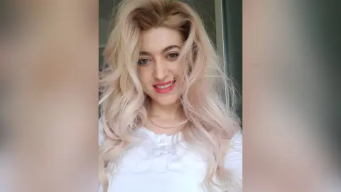 ElizabethRaegan — 😇