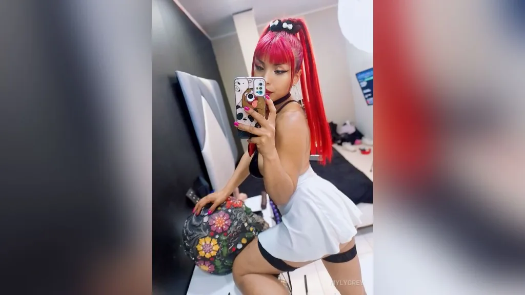 Mylygrey — Myli hot