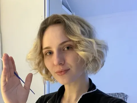 SigridMichaux cam model
