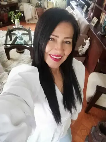 Sarahteikus — Streamate Photos