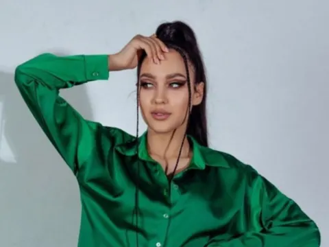MoniqueArtry cam model