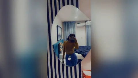 GloriaCage — Ass