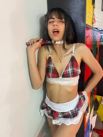 IsisRoosexx — Streamate Photos