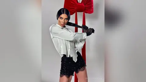 EkaterinaKirova — Xmas Glam