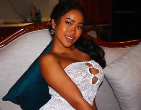 SophieMiiu — Streamate Photos