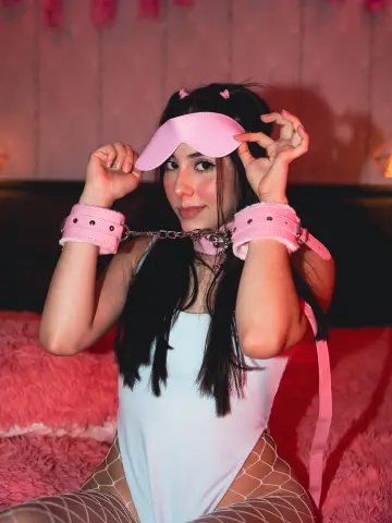 Naughty_Valerie — Streamate Photos
