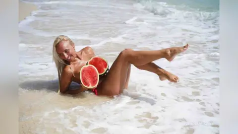 AnnaAurikas — hottie on the beach 