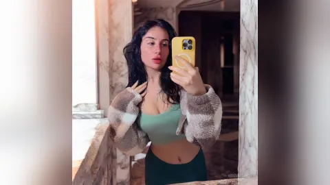 Noemilight — Hi 😈