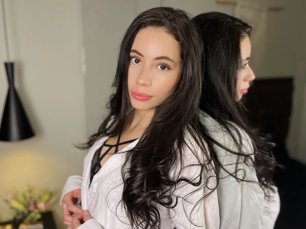 HazelPage — Streamate Photos