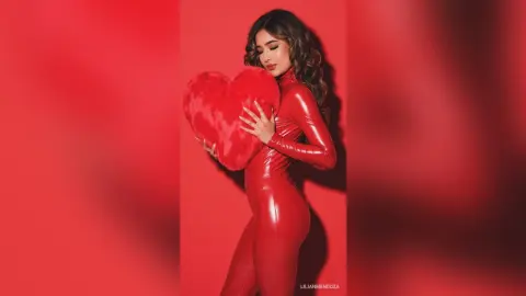 LilianMendoza — Be my Valentine