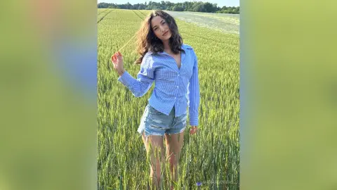 LuanaRodgers — Sunkiss
