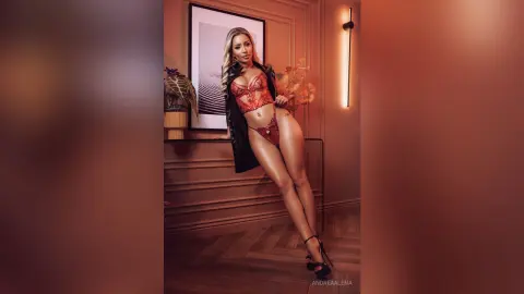 AndreaAlena — ⭐️Classy⭐️
