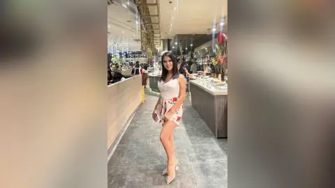 MariaHillary — Lady in Red
