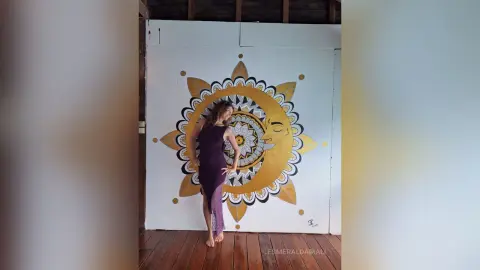 EsmeraldaMali — Tropical 🌴
