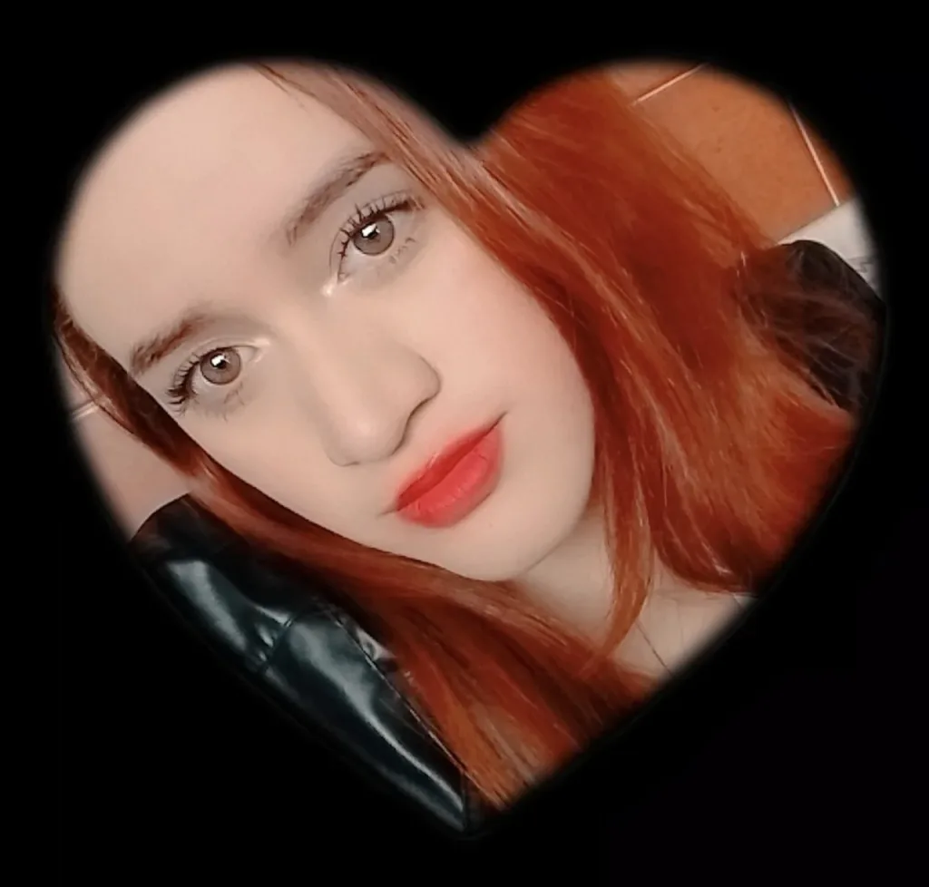 LolaPyle — Streamate Photos