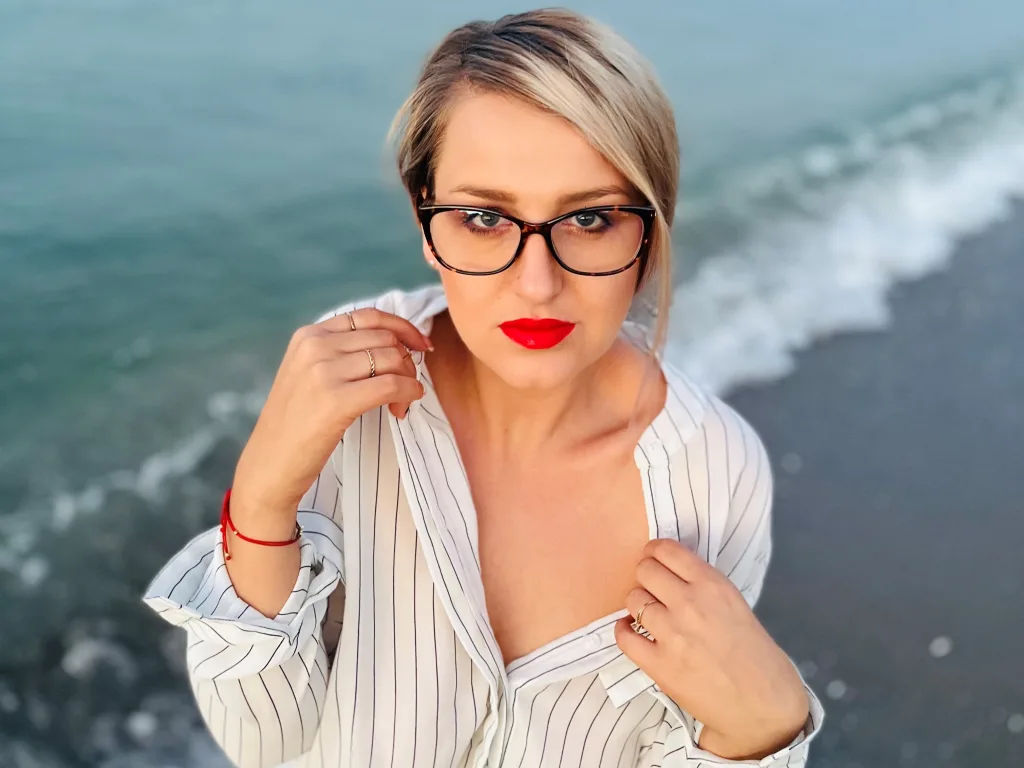 MayaTrainnor — Streamate Photos