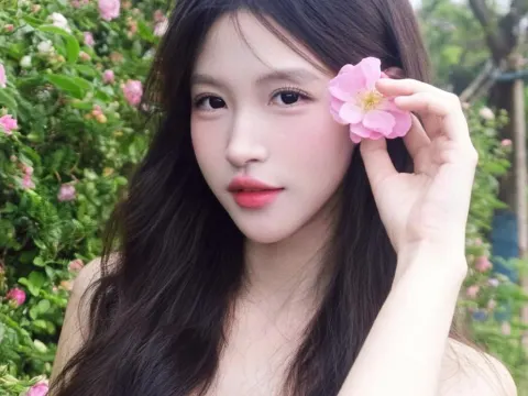 NanaSeino cam model