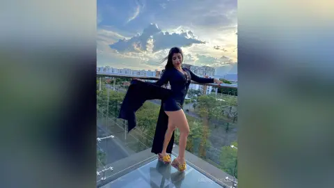 BrendaJimenes — Sensual and glamorous🤗