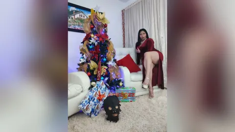LeizaMagnus — Hot Christmas