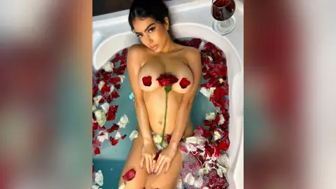 AmelyLu — HOT TUB