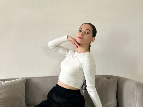 BettyMaldonado cam model