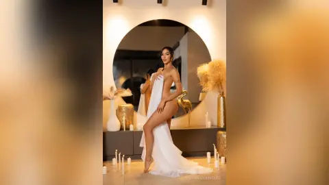 GiovanaRodriguez — my body's a temptation 🤍
