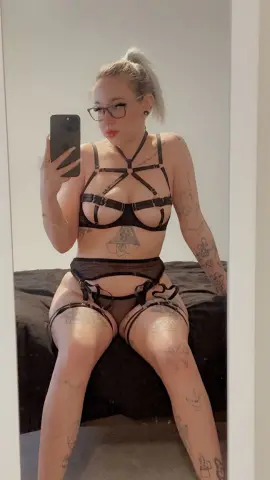 Harlie_Cannon — Streamate Photos