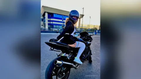 AnnaHerrera — My moto life