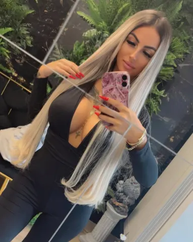 CelineDyor — Streamate Photos