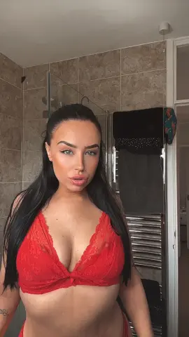 NaughtyNicole1506 — Streamate Photos