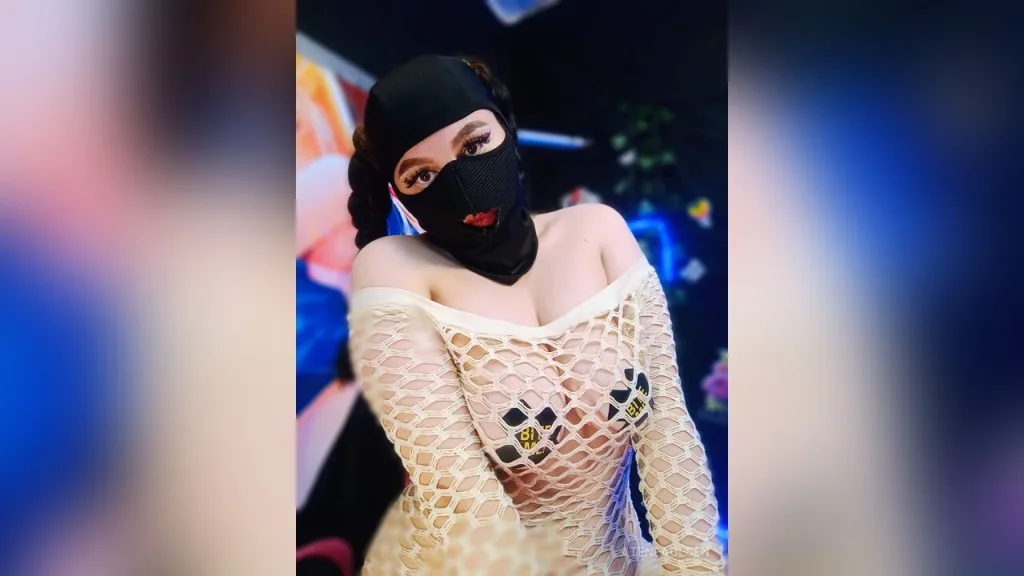 AteneaOlsen — a sexy girl