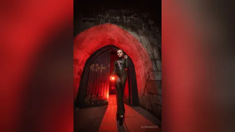 AlissaReeve — Domina
